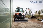 Xe xúc đào mini Bobcat E50, xe múc loại 5 tấn gàu 0.2m3