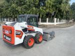 Xe quét đường Bobcat S450, máy quét bụi bobcat